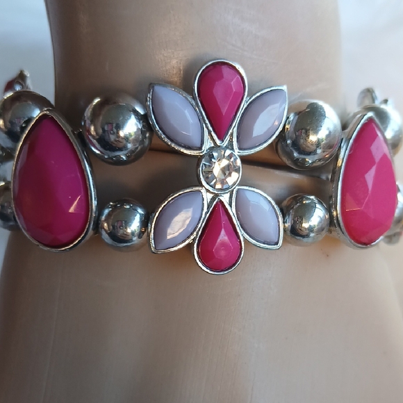 Paparazzi Pink and Silver Floral Bracelet - Picture 6 of 7